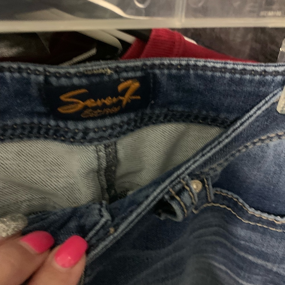 Women’s 7 shorts